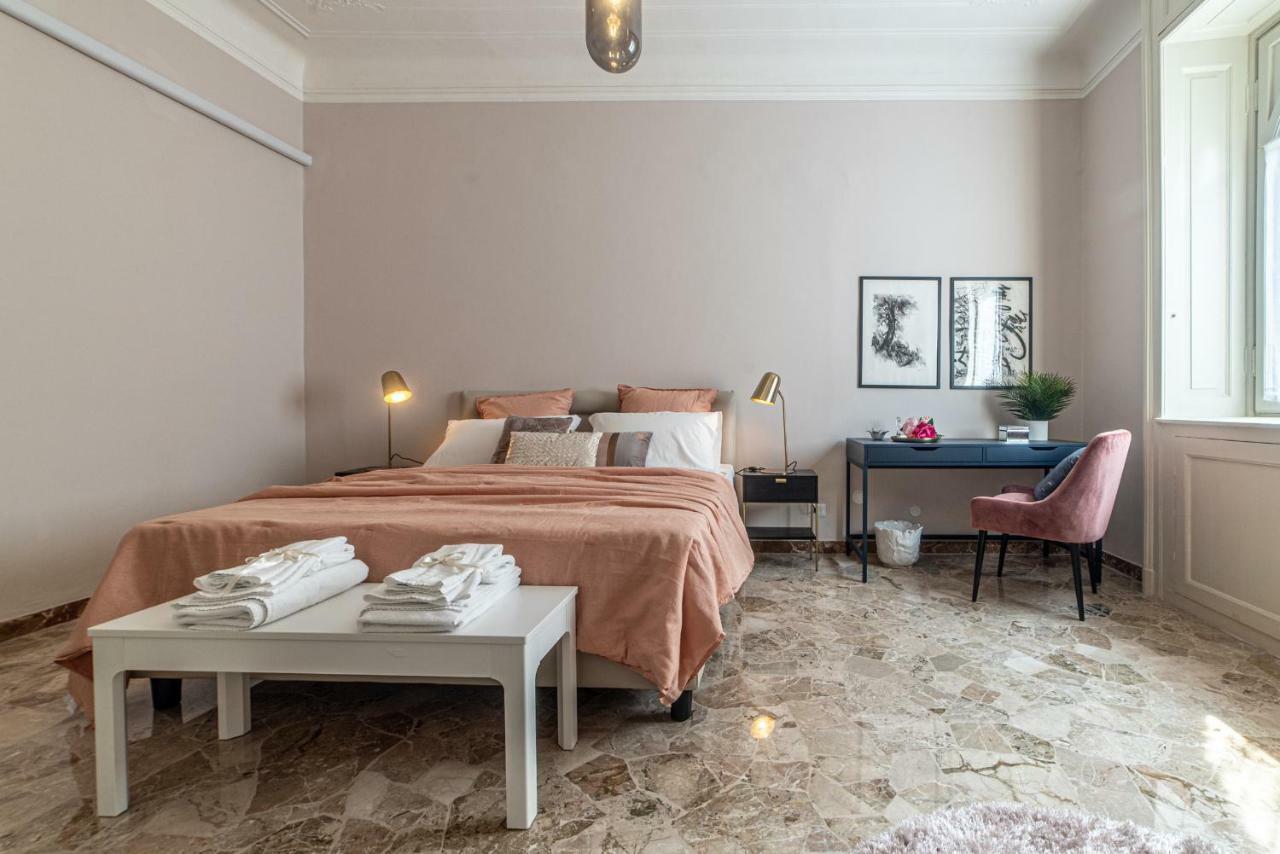 דירות מילאנו Joivy Sophisticated 3-Bed Flat With Desk מראה חיצוני תמונה