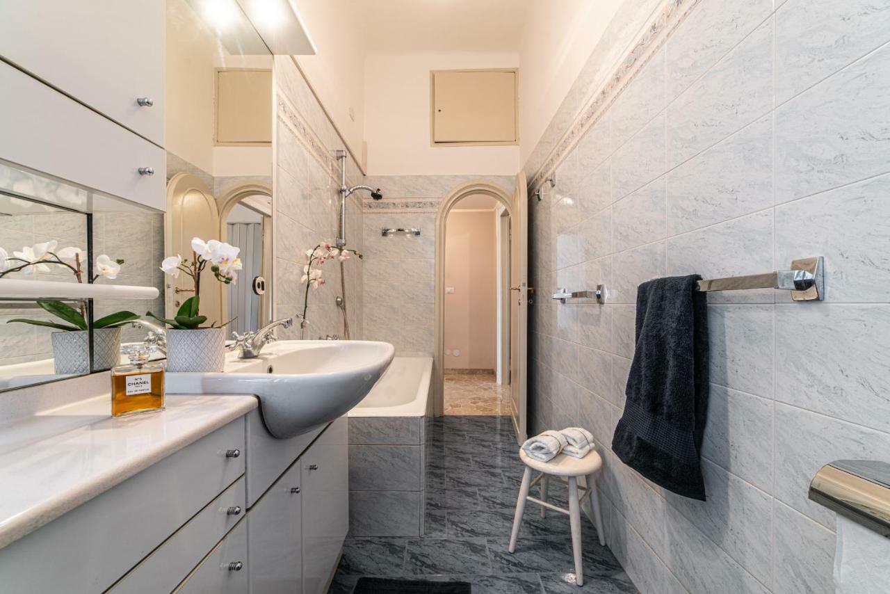 דירות מילאנו Joivy Sophisticated 3-Bed Flat With Desk מראה חיצוני תמונה