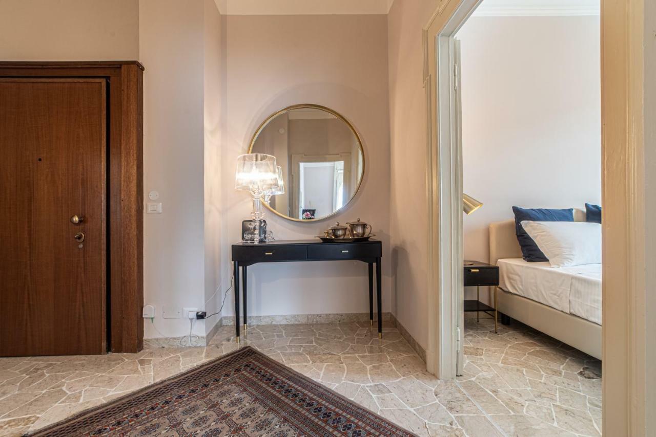 דירות מילאנו Joivy Sophisticated 3-Bed Flat With Desk מראה חיצוני תמונה
